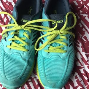 ASICS women’s shoes